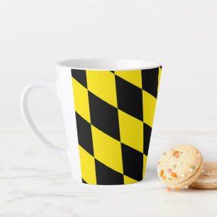 Tasse Latte Drapeau diamant de Bavière noire et jaune Motif