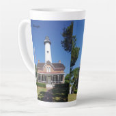 Tasse latte du phare de St. Simons (Angle gauche)