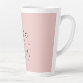 Tasse Latte Écriture manuscrite classique Nom élégant Rose Gol (Droite)