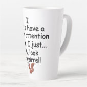 Tasse Latte Écureuil à courte portée (Angle droit)