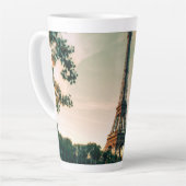 Tasse Latte Eiffel tour lancer oreiller (Angle gauche)