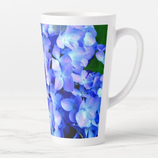 Tasse Latte Élégant bleu violet clair magenta hydrangée floral (Droite)