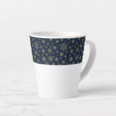 Tasse Latte Elegant Gold Snowflake Winter Pattern (Angle droit)