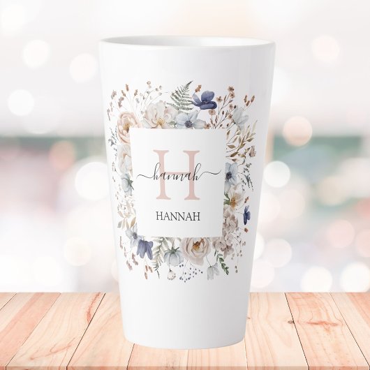 Tasse Latte Elegant Monogram Pretty Beige Blue Flowers Floral