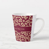 Tasse Latte Élégant nom Monogramme Feuille Motif de marguerite (Droite)