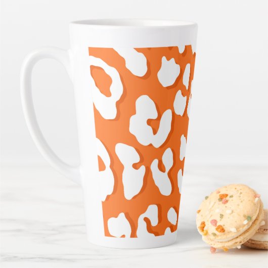 Tasse Latte Empreinte de léopard blanc Orange (En situation)