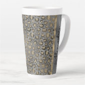 Tasse Latte Empreinte de léopard Glittery sur Glossy Grey (Angle droit)