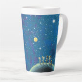 Tasse Latte Enfants Regardant Night Sky (Angle droit)