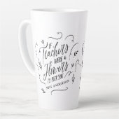 Tasse Latte Enseignant moderne élégant script noir blanc porte (Angle gauche)