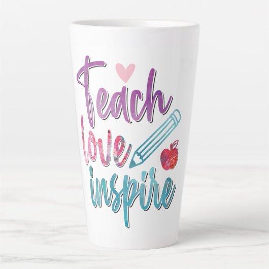 Tasse Latte Enseigner. Amour. Inspire. Le coeur de chaque clas (Devant)