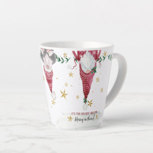 Tasse Latte Étoiles de Noël Gnome sur le feuillage Hang in The