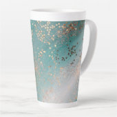 Tasse Latte Étoiles d'or chatoyantes sur Turquoise  (Angle droit)