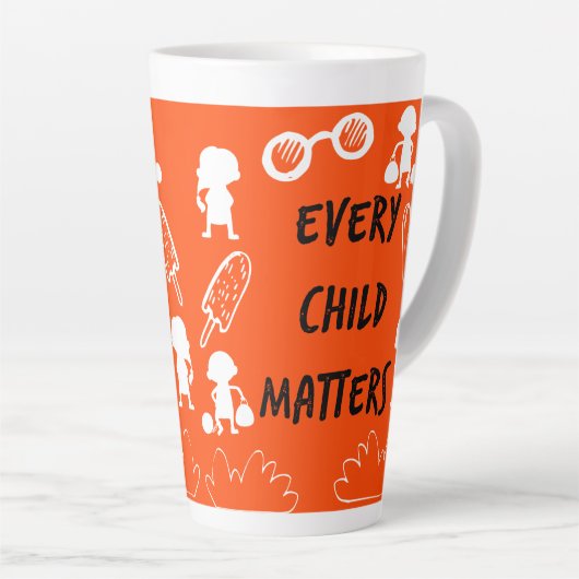 Tasse Latte Every Child Matters (Angle droit)