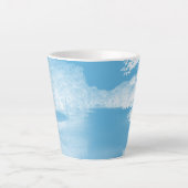 Tasse Latte Fantasy Blue and White Winter River (Devant)