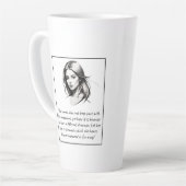 Tasse Latte Femme — Citation de batteur différente (Angle gauche)