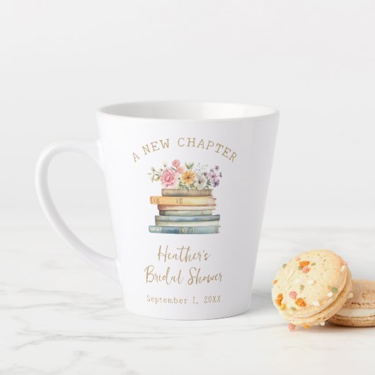 Tasse Latte Fête de Mariage des Livres Un Nouveau Chapitre (En situation)