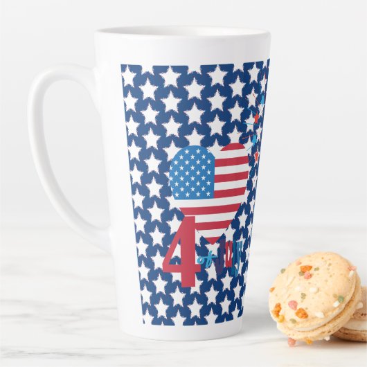 Tasse Latte Feu d'artifice 4 juillet American USA Flag Heart F (En situation)