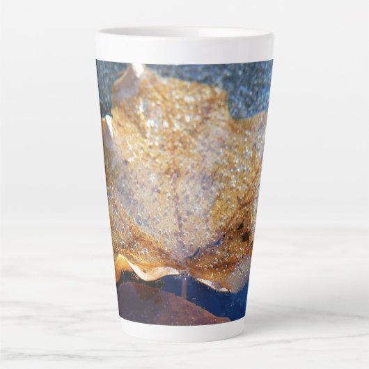 Tasse Latte Feuille d'érable jaune congelée Automne Nature (Devant)