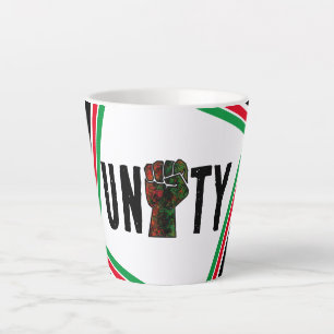 Tasse Latte fierté noire drapeau rouge vert poing panafricain 