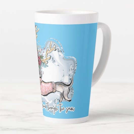 Tasse Latte Fille Dachshund À Travers La Neige (Angle droit)