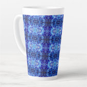 Tasse Latte Fleur bleue abstraite (Angle gauche)
