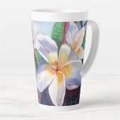 Tasse Latte Fleurs de la Plumeria tropicale (Angle droit)