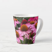 Tasse Latte Fleurs d'Echinacea rose et abeilles magnifiques (Angle droit)