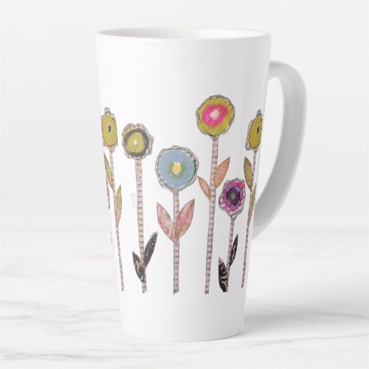 Tasse Latte Fleurs Fantaisistes (Angle droit)