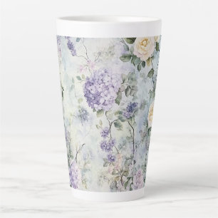 Tasse Latte Fleurs violettes de crème romantique