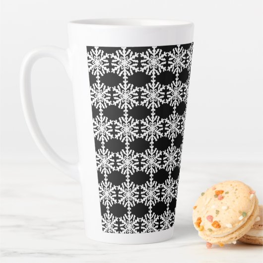 Tasse Latte Flocon de neige minimaliste hiver Noël (En situation)