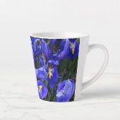 Tasse Latte Floral d'Irises réticulées pourpres (Droite)