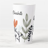 Tasse Latte Floral Whimsical moderne Nom personnalisé (Devant)