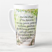 Tasse Latte Fruits de l'esprit Galatiens 5:22-23 (Angle gauche)