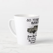 Tasse Latte Funny 80th Birthday Retro Car Banger Date d'ajout (Angle gauche)