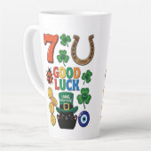 Tasse Latte Funny Black Cat Lucky Charm  St. Patrick's day (Angle gauche)