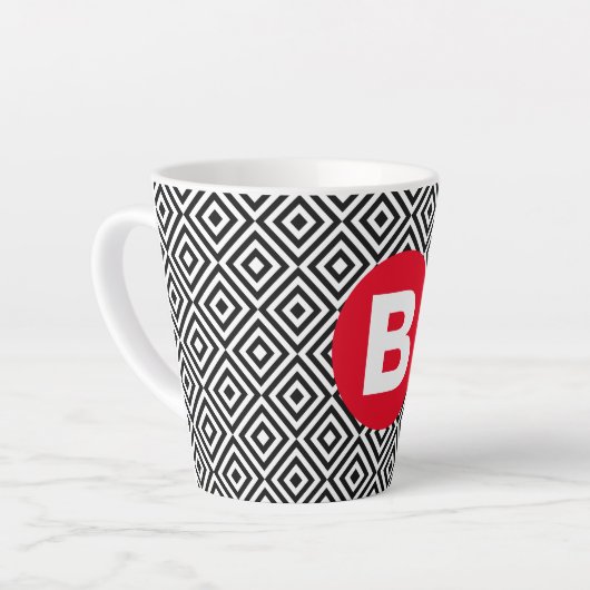 Tasse Latte Geometric Black and White Pattern Red Monogram (Angle gauche)