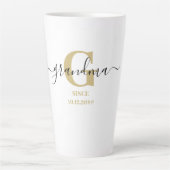 Tasse Latte Grandma Elegant Script Monogramme Or Ochre (Devant)