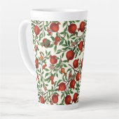 Tasse Latte Grenades et papillons Bella sur blanc (Angle gauche)