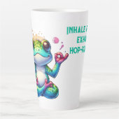 Tasse Latte Grenouille verte moderne Inhale Exhale | (Devant)
