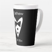 Tasse Latte groomsman ajouter nom année noir arc chemise crava (Angle droit)