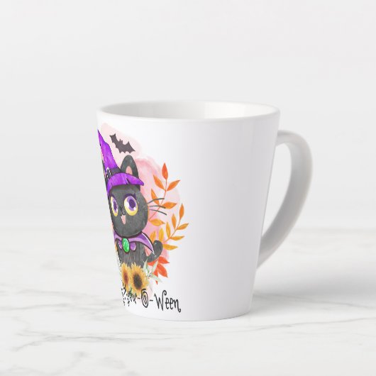 Tasse Latte Happy Meow-o-ween -Chat Sorcière Noire (Angle droit)