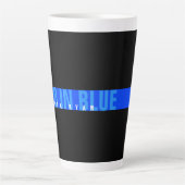 Tasse Latte Héros Dans La Police Bleue Ligne Bleue Mince Nom M (Devant)