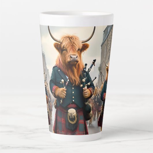 Tasse Latte Highland Harmony : Bagpipe Highland Cow Band (Devant)