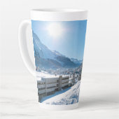 Tasse Latte Hiver à St. Moritz (Angle gauche)