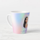Tasse Latte Holographe photo rose violet nom script (Angle gauche)
