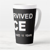 Tasse Latte I Survived ICE  (Angle droit)