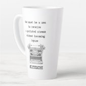 Tasse Latte Il faut une citation SEA de Nietzsche (Angle gauche)