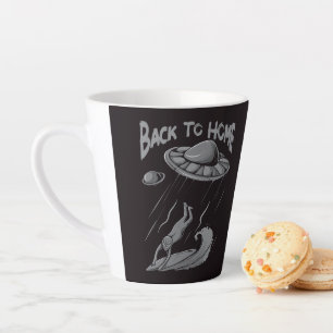 Tasse Latte illustration de surf d'ovni alien avec retour à la