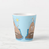 Tasse Latte Illustration drôle de morse joyeux (Devant)