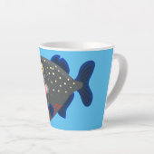 Tasse Latte Illustration drôle de piranha affamée (Angle droit)
